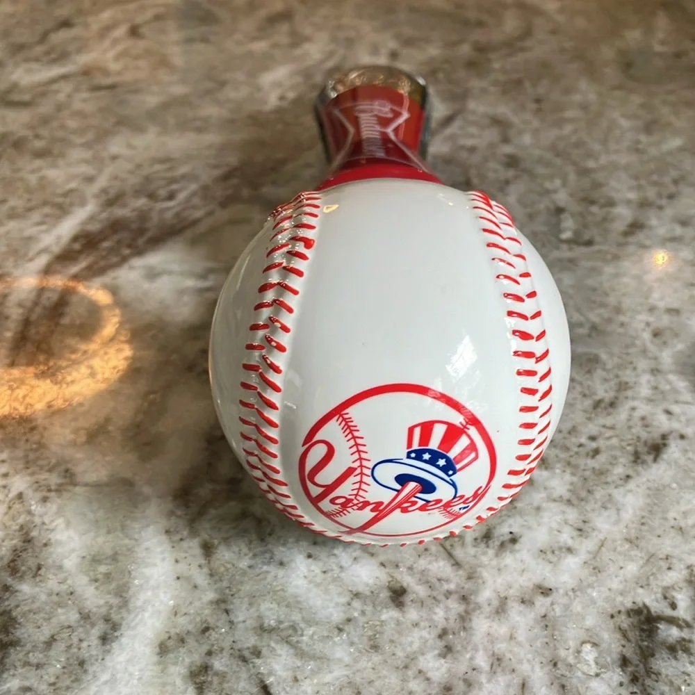 Budweiser NY Yankees Baseball Beer Tap Handle